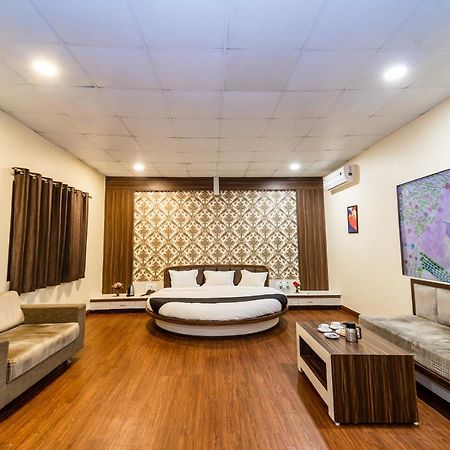 Narmada Hills Resort Omkareshwar Ngoại thất bức ảnh