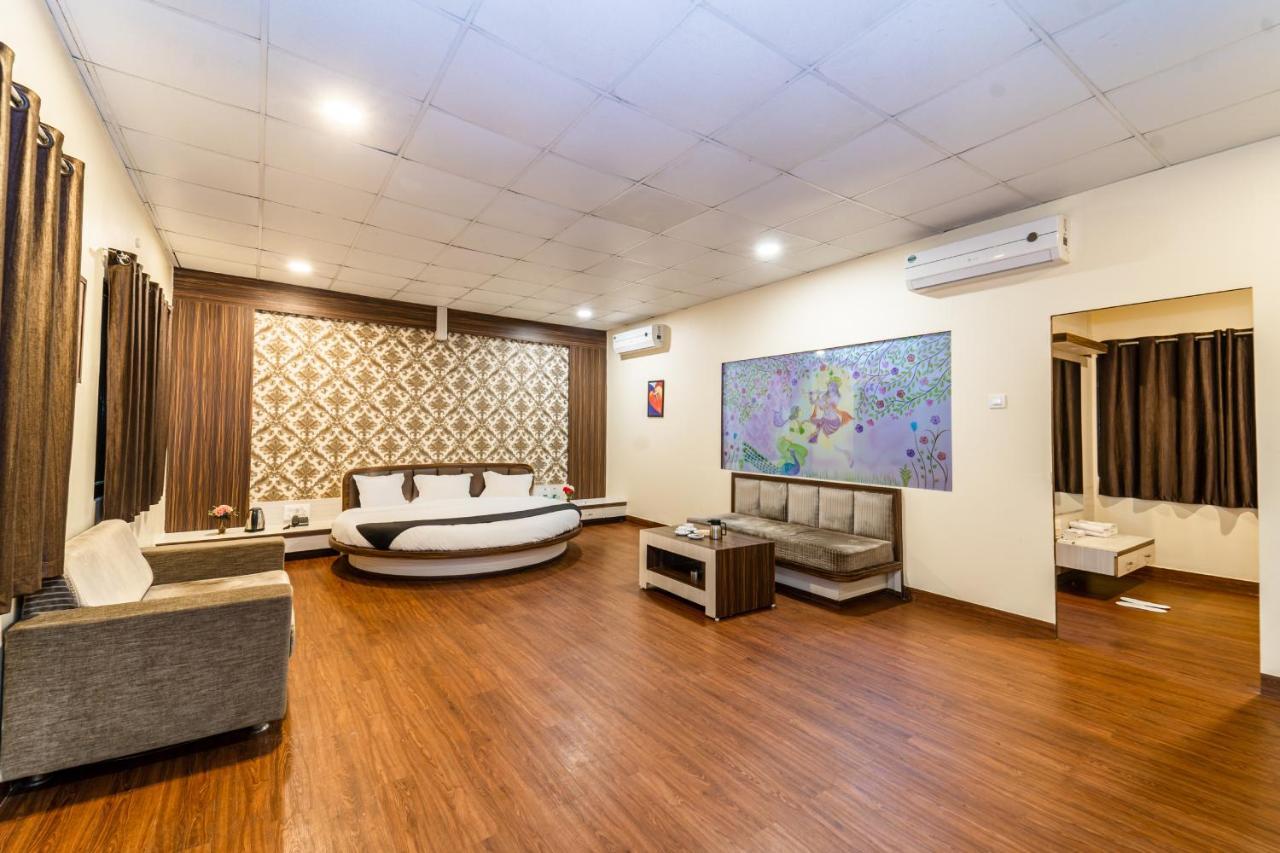 Narmada Hills Resort Omkareshwar Ngoại thất bức ảnh