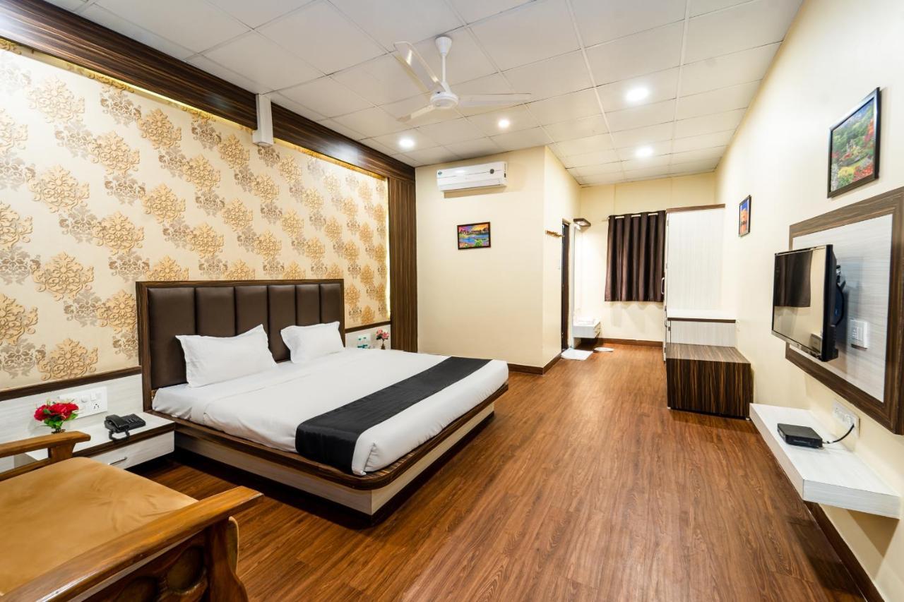 Narmada Hills Resort Omkareshwar Ngoại thất bức ảnh
