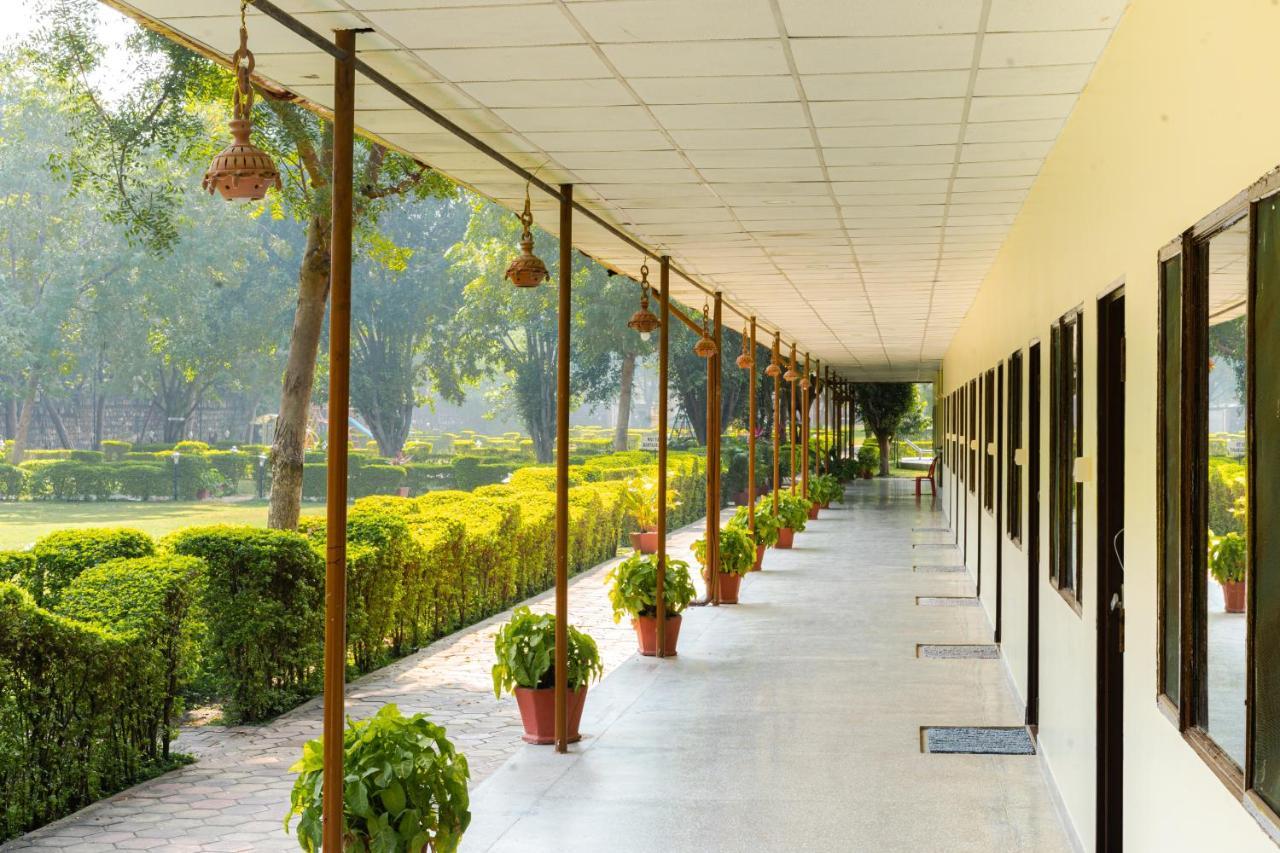 Narmada Hills Resort Omkareshwar Ngoại thất bức ảnh