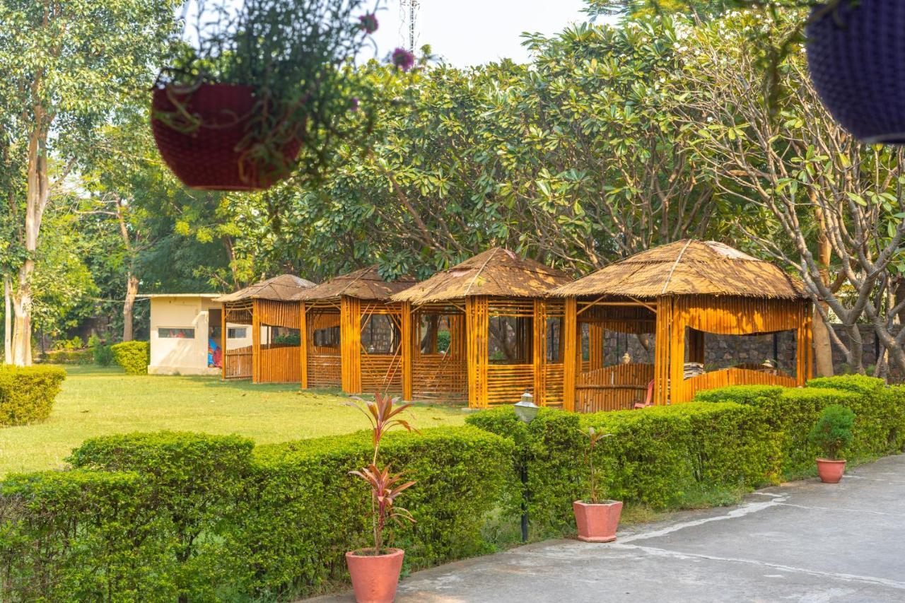 Narmada Hills Resort Omkareshwar Ngoại thất bức ảnh