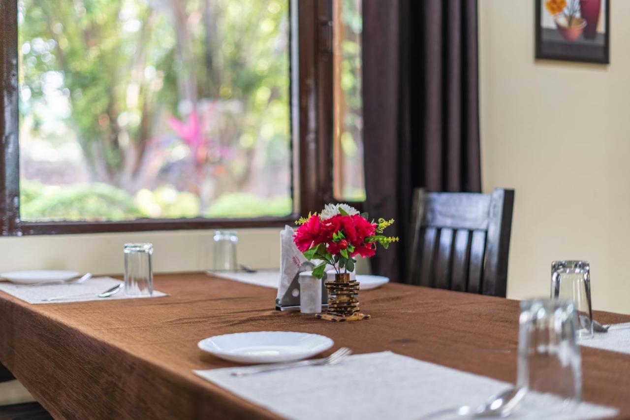 Narmada Hills Resort Omkareshwar Ngoại thất bức ảnh
